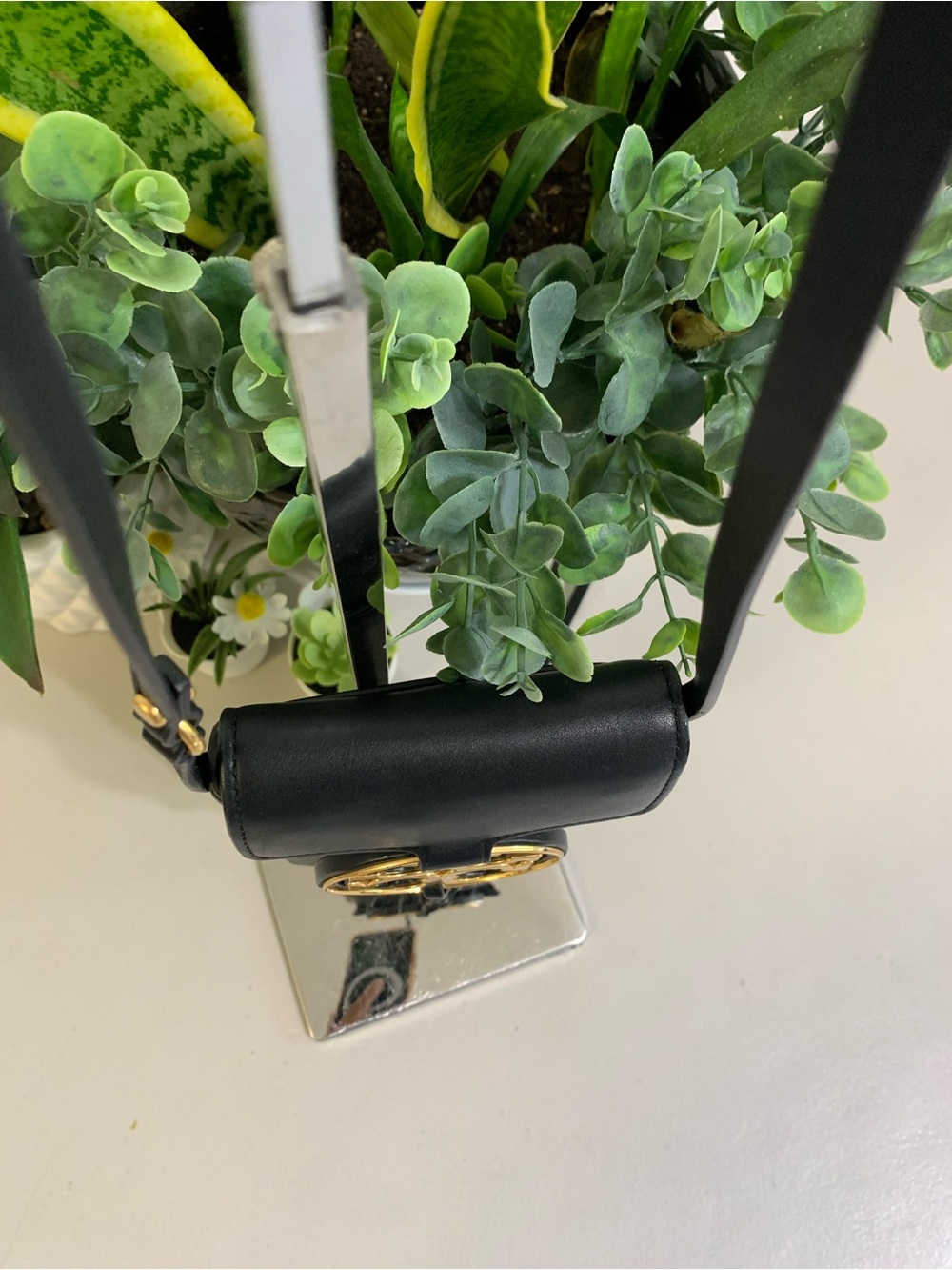 Tory Burch Black Leather Crossbody Phone Bag with Gold Emblem - Picture 5 of 9